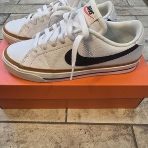 Nike White and Black Court Sneakers